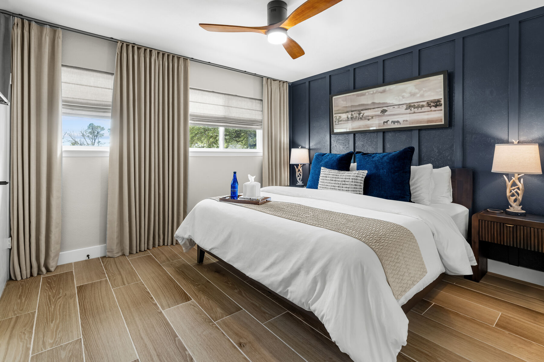 Bedroom 1, king bed