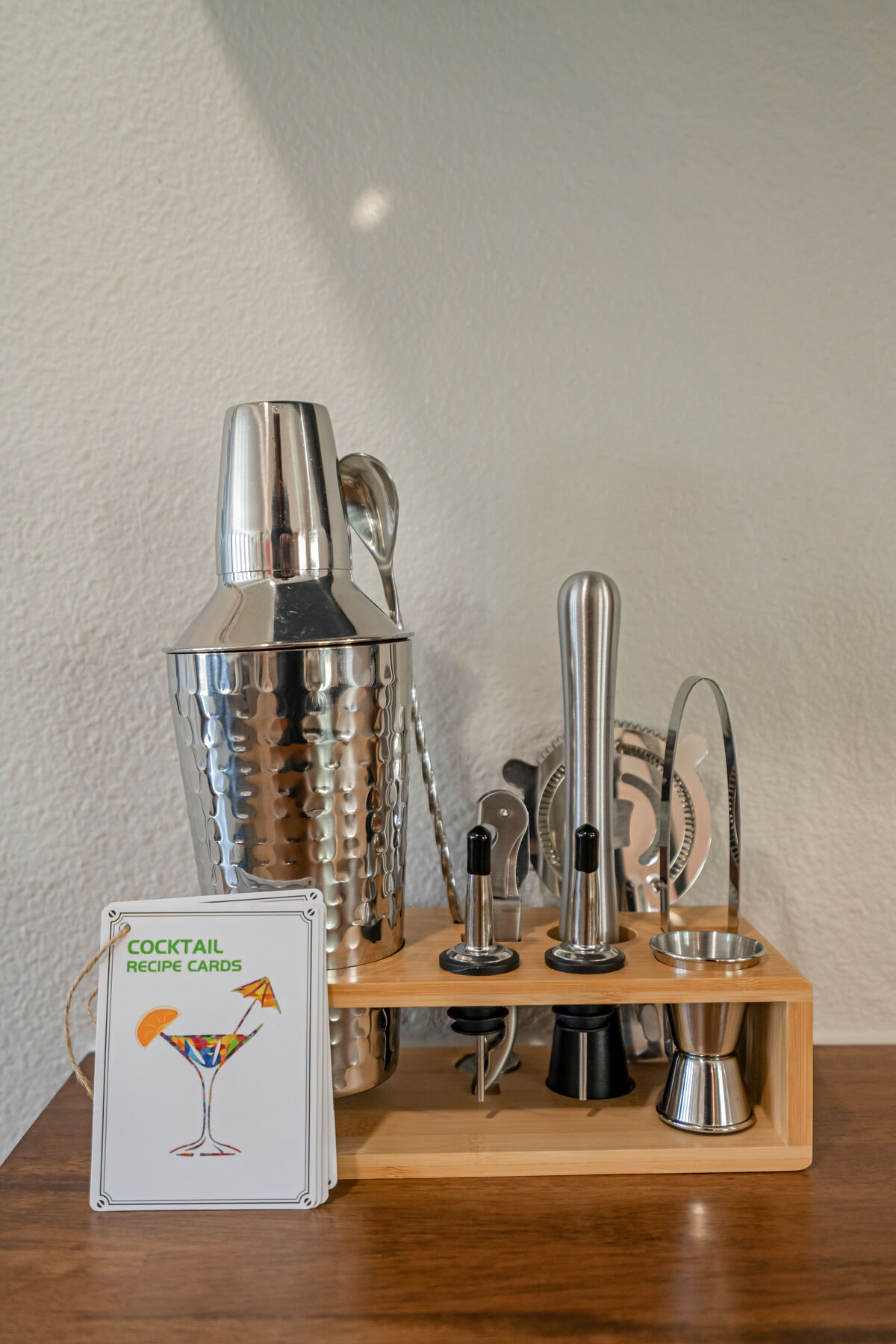 Cocktail bar